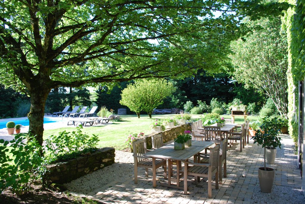 Terrasse et piscine